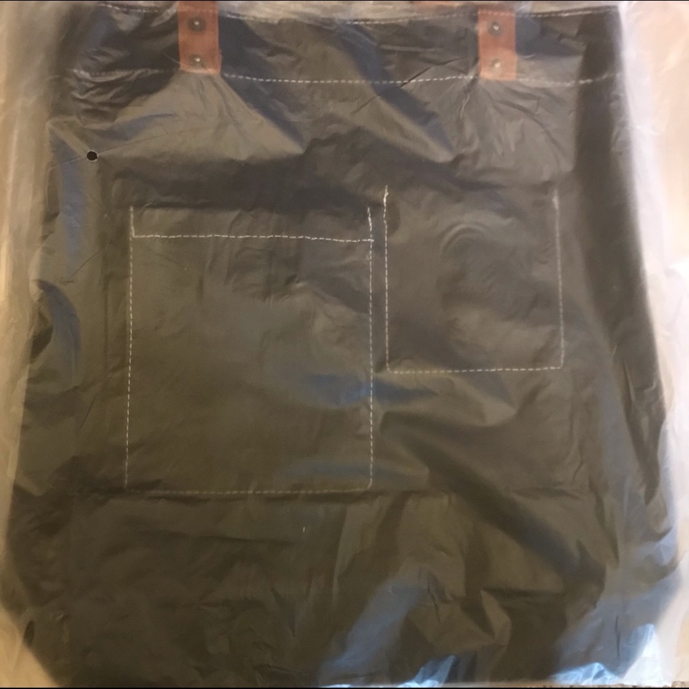 NWT Black Tote Bag - Picture 4 of 7
